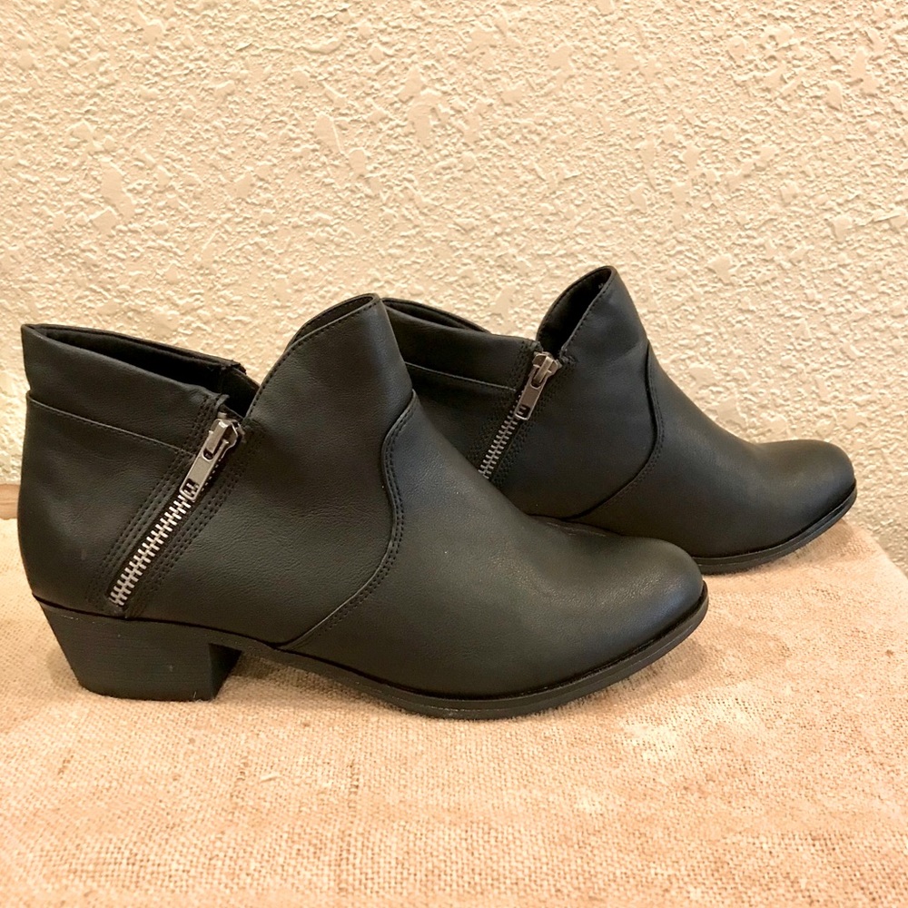 American Rag Black Boots